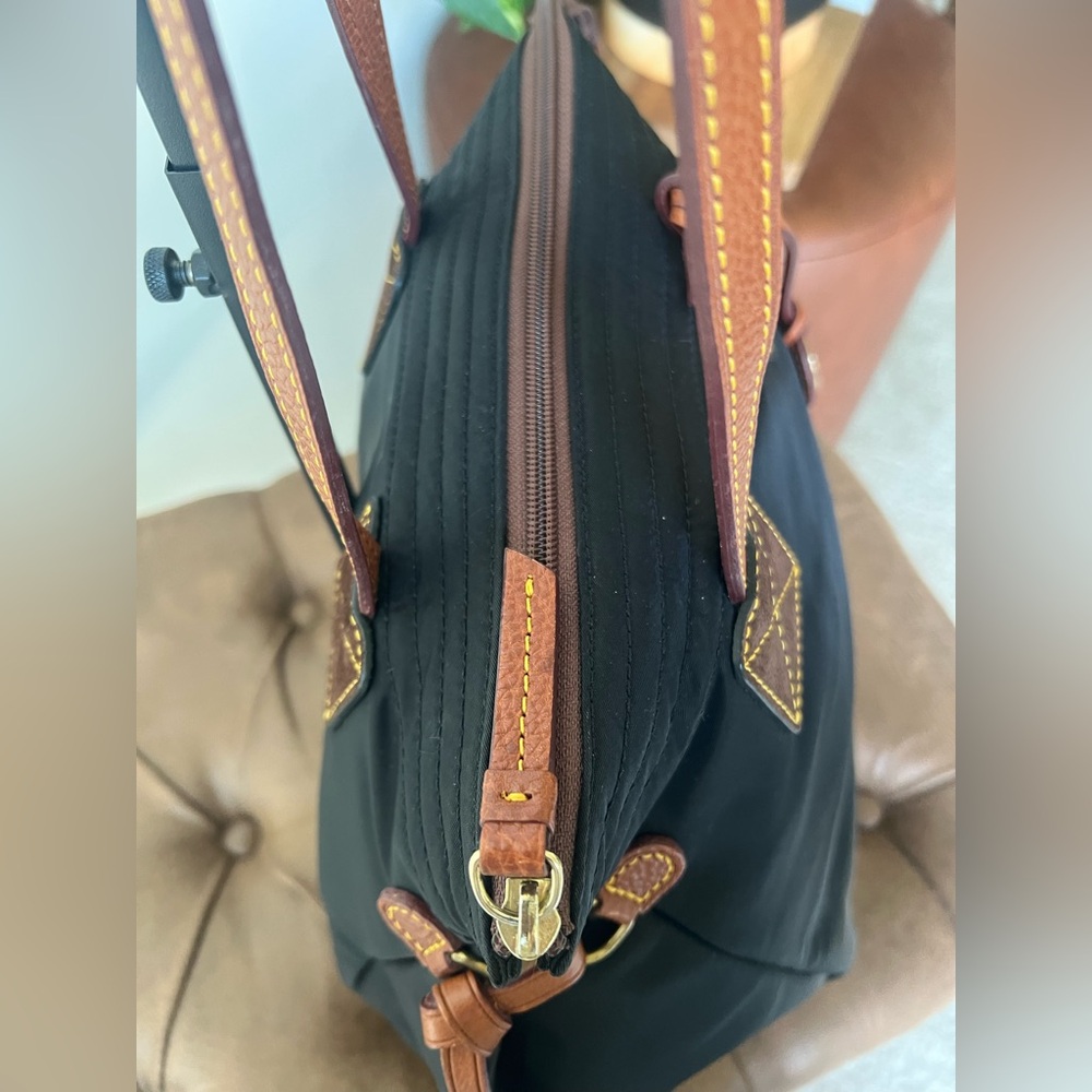 DOONEY & BOURKE Black Nylon With Brown Leather Trim Shoulder Bag - Picture 6 of 16